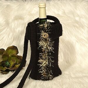 🌷Wine Bottle Cozy Festive Holiday Season